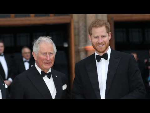 VIDEO : Le prince Charles  fier  de son fils Harry : vers un retour  l?apaisement ?