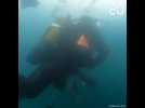 En immersion sous la glace avec les plongeurs de la gendarmerie de Martigues