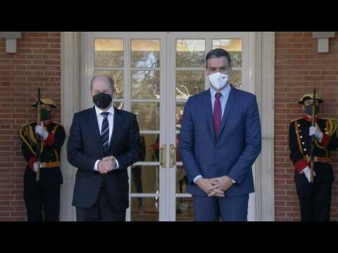 German Chancellor Olaf Scholz arrives to meet Spanish Prime Minister Pedro Sanchez