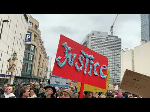 Thousands protest in Belgium against Covid rules