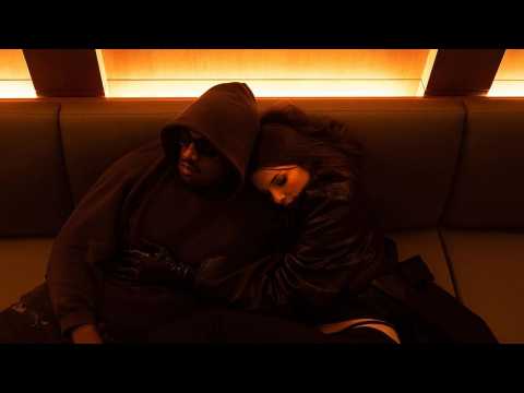 VIDEO : Kanye West et Julia Fox confirment leur romance
