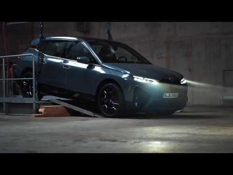 BMW iX M60 - Making of "The Cage"