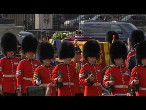 Coffin of Queen Elizabeth II leaves Buckingham Palace for final time
