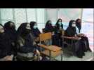 Afghanistan : une radio-école clandestine diffuse des cours pour les filles qui en sont privées