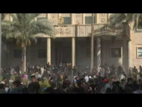 Protesters storm government palace after Iraq's Shiite cleric Sadr says quitting politics