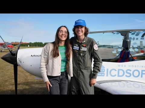 Mack Rutherford: Record-breaking round-the-world pilot, 17, listened to sister's advice