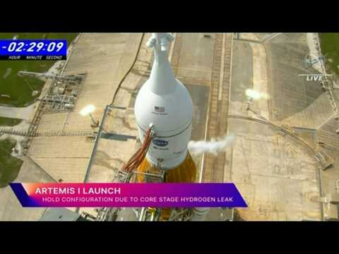 NASA says postpones rocket launch to Moon due to fuel leak