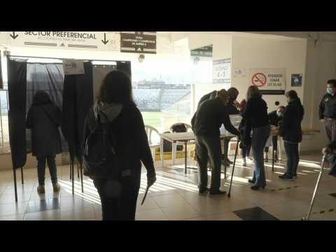 Chile begins voting in unprecedented referendum on new constitution