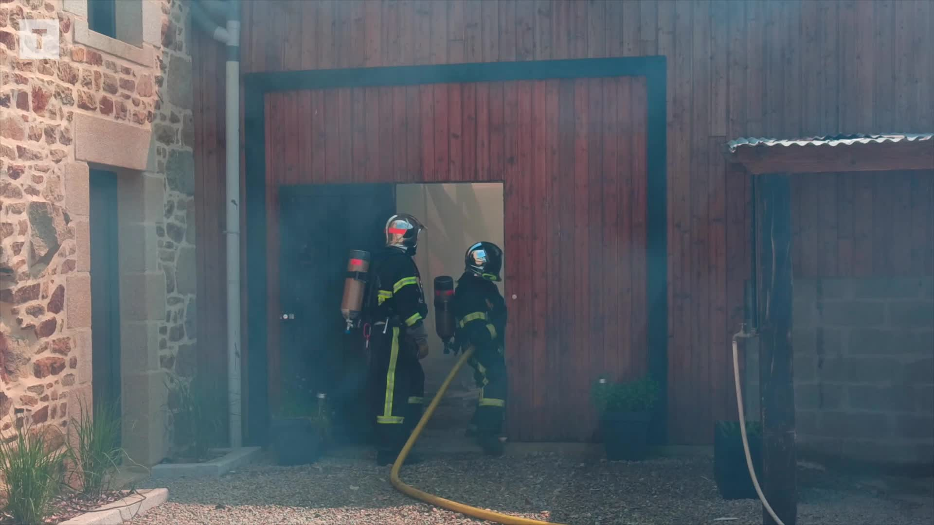 Hangar en feu à Erdeven, deux habitations sauvées (Le Mensuel de Rennes )