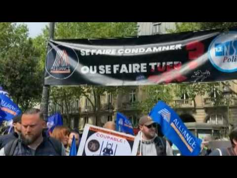 Paris police rally in support of colleague charged with manslaughter