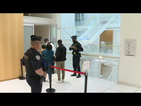 Yemenia crash: plaintiffs arrive at the start of the trial in Paris