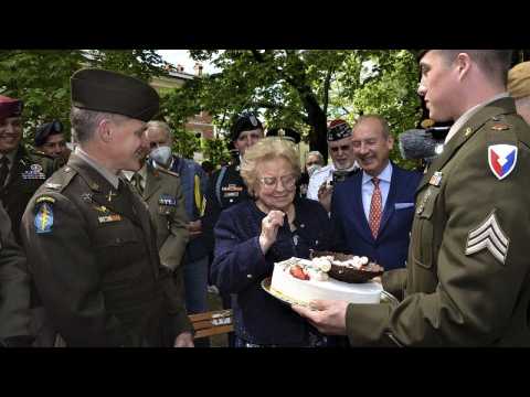 US army replaces birthday cake stolen from Italian girl by WWII soldiers