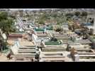 Pakistan: à Karachi, les cimetières sont pleins à craquer