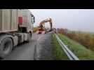 Grue sur la bretelle d'autoroute Rethel