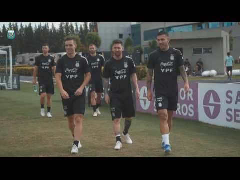 Messi trains with Argentina ahead of clash with Brazil