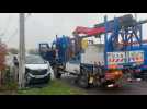 Racquinghem : une camionnette percutre un poteau électrique, 50 foyers privés de courant
