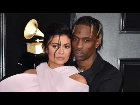 VIDEO : Kylie Jenner brise le silence sur la tragdie survenue lors du concert de Travis Scott