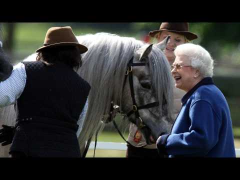 VIDEO : Elisabeth II : cette passion  laquelle elle a d renoncer