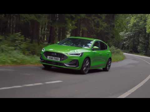 2021 Ford Focus ST in Green Driving Video