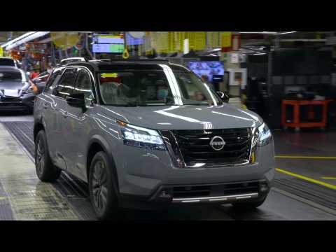 The first all-new 2022 Nissan Pathfinder - Assembly line
