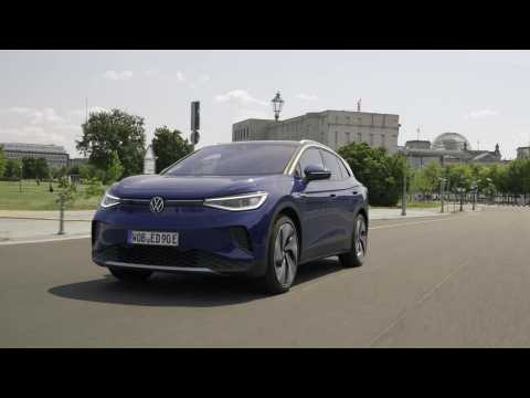 The new VW ID.4 in Blue Driving Video