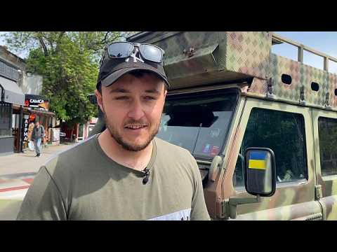 Ukraine war: Campervanner brings medicine, showers and military know-how to help locals