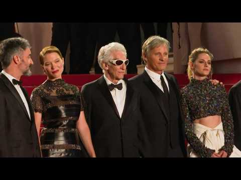 Cannes: Cast and crew of 'Crimes of the Future' by David Cronenberg walk the red carpet