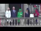 La Reine Elizabeth II au balcon