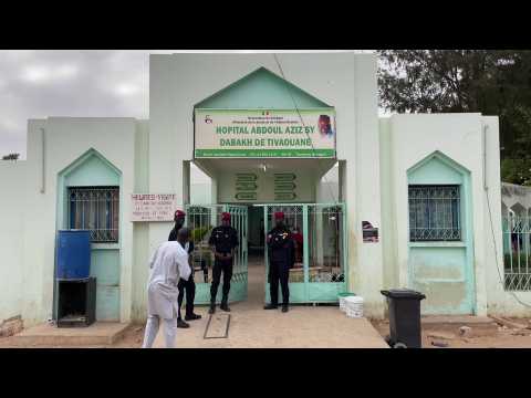 Images outside the Senegalese hospital where 11 newborns died in a fire (2)