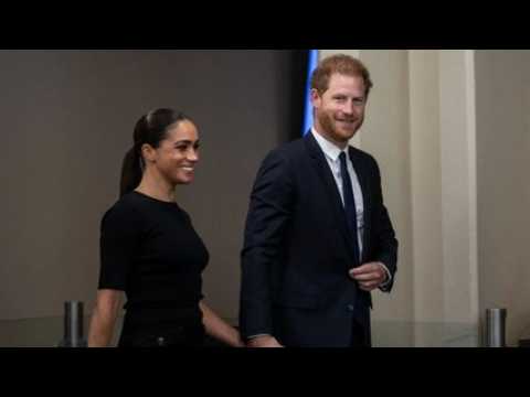 VIDEO : Meghan Markle et le prince Harry : la reine fait un geste pour apaiser les tensions