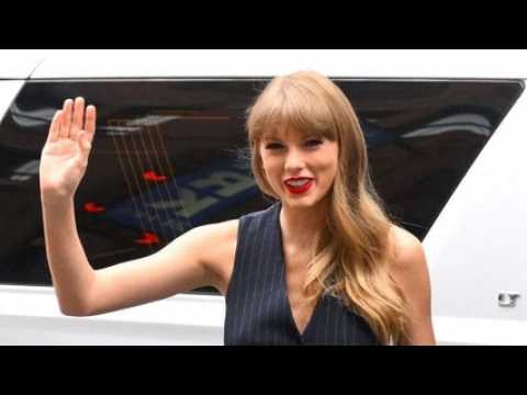 VIDEO : Taylor Swift : la star la plus polluante de 2022 ?