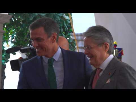 Ecuador president receives Spanish PM in Quito