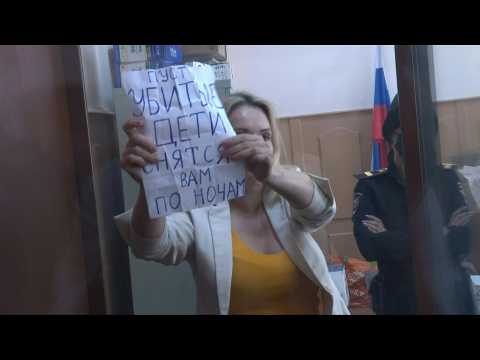 Russian TV journalist Marina Ovsyannikova appears in court over anti-Putin protest