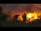 Firefighters battle blaze in Bosnia