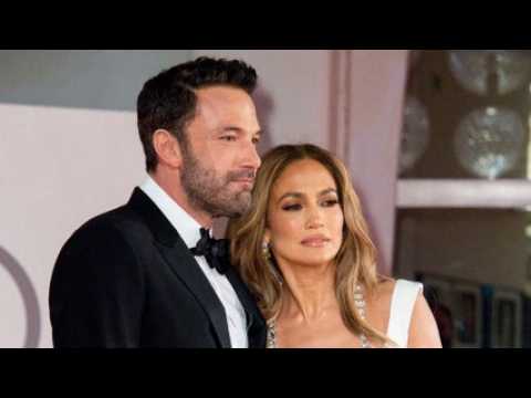 VIDEO : Jennifer Lopez et Ben Affleck : découvrez les premières photos de leur mariage