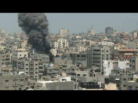 Israeli air strike hits Gaza