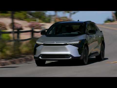 2023 Toyota bZ4X Battery Electric SUV in Silver Driving Video