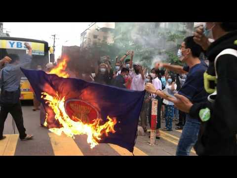 Myanmar: Protesters burn ASEAN flag as Suu Kyi's trial to begin