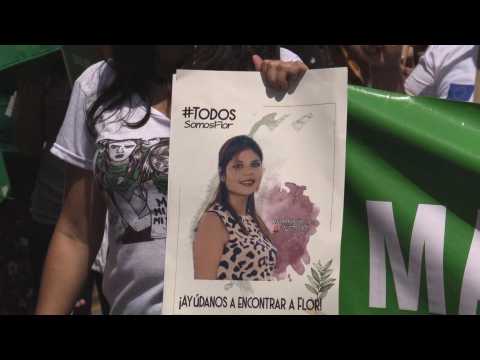 Salvadorans raise their voices to demand  sex education