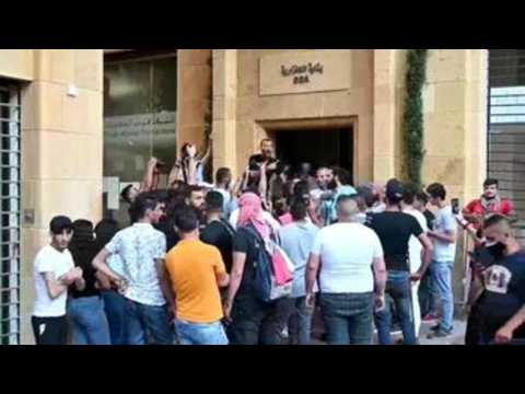 Economic crisis leads to new wave of protests in Lebanon