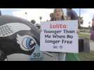Activists protesti for the release of the orca Lolita