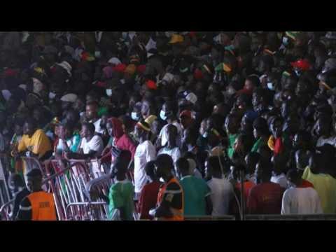 Football/AFCON: Thousands of fans attend a broadcast of the final in Dakar