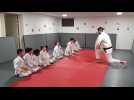 Au Havre, le club de judo Perrey-Guerrier s'entraîne dans la cantine d'une école