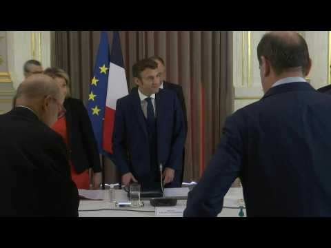 Macron chairs new defence council amid Russian nuclear threat