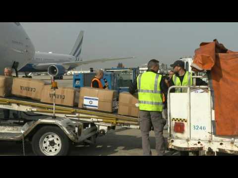 Israel loads humanitarian aid to ship to Ukraine