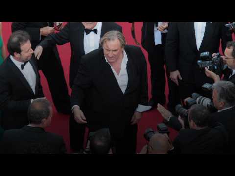 VIDEO : Grard Depardieu s'loigne encore un peu de la France