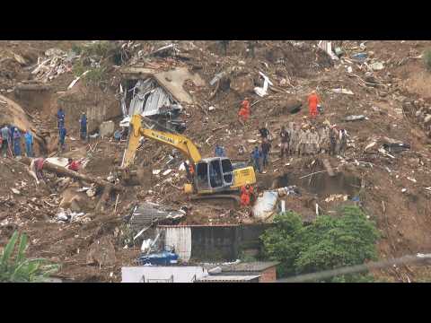 Brazil: excavations resume four days after catastrophic floods