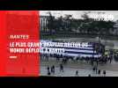 VIDEO. Le plus grand drapeau breton du monde déployé à Nantes