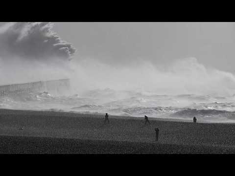 England's Newhaven beach hit by large waves as Storm Eunice batters UK