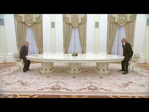 Vladimir Putin meets with President of Azerbaijan Ilham Aliyev in Moscow
